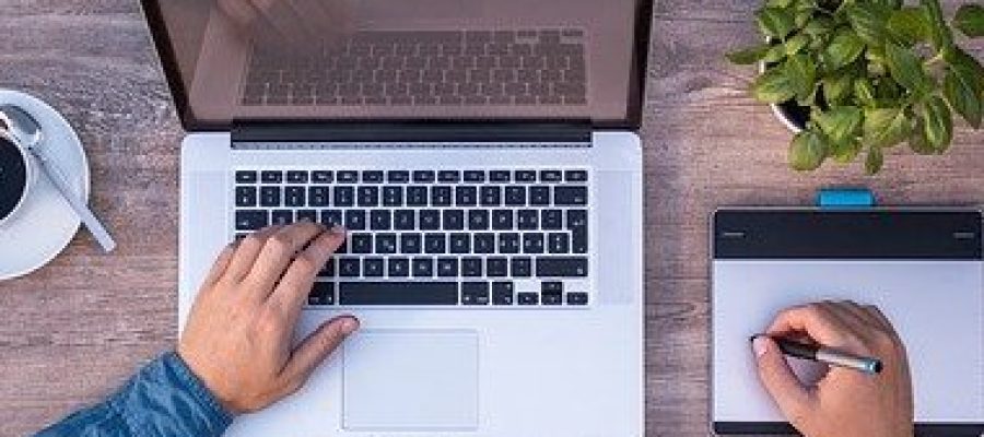 laptop-2838921_640-ConvertImage